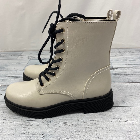 Xappeal Amara Women's White Combat Boot - Picture 4 of 5